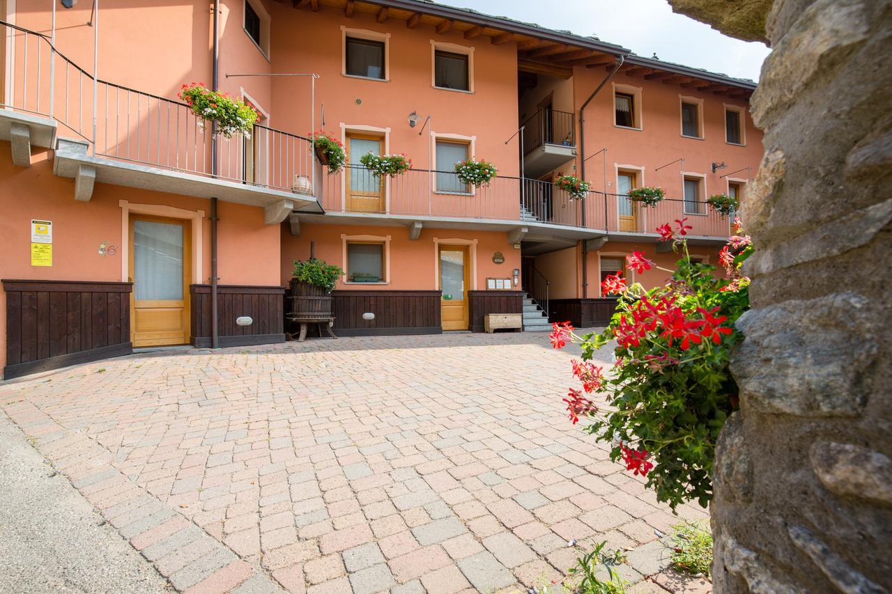 Lou Rose Villa Donnaz ภายนอก รูปภาพ